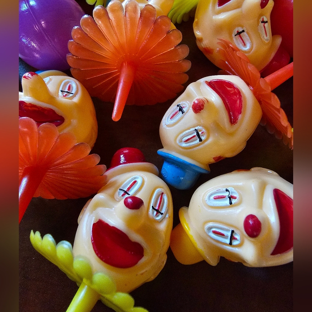 24pc Vintage Clown Cupcake Toppers with Balloons